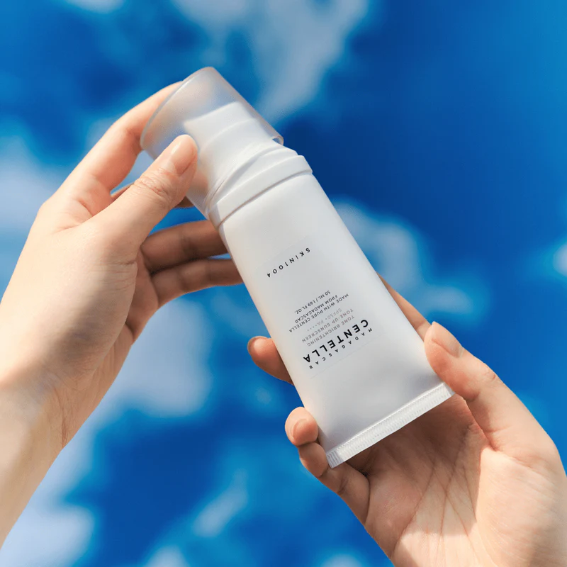 skin1004-madagascar-centella-tone-brightening-tone-up-sunscreen-37793801601270_800x