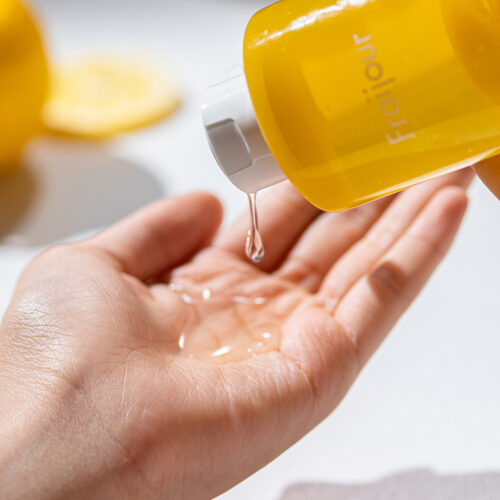 Alternative view of Fraijour Yuzu Honey Essential Toner izgaismojošs toniks sejai