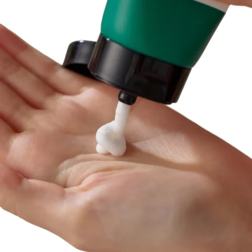 Alternative view of SOME BY MI AHA-BHA-PHA Miracle Acne Clear Foam putas sejas mazgāšanai problemātiskai ādai