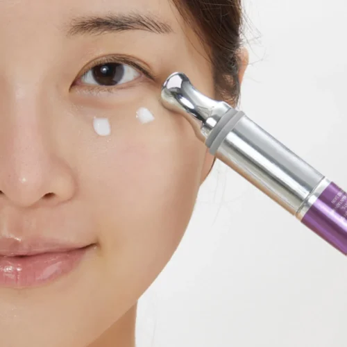 Alternative view of VT Cosmetics Reedle Shot Lifting Eye Cream liftinga acu krēms ar masāžas uzgali